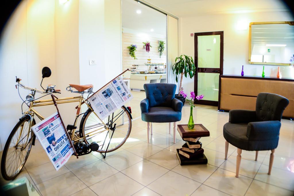 Hotel Darival Nomentana โรม ภายนอก รูปภาพ