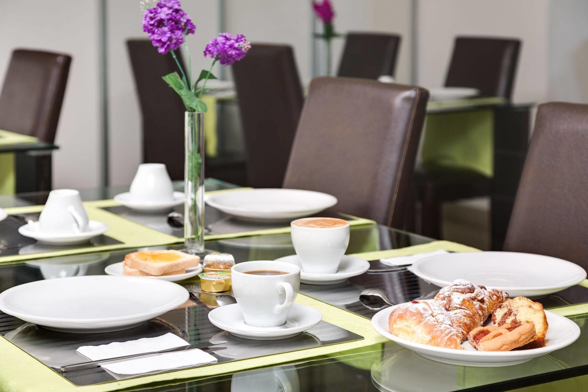Hotel Darival Nomentana โรม ภายนอก รูปภาพ