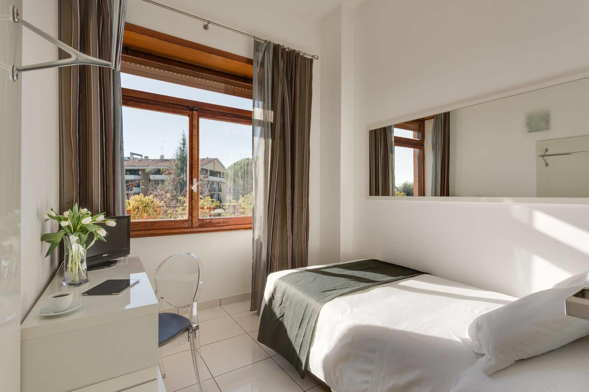 Hotel Darival Nomentana โรม ภายนอก รูปภาพ